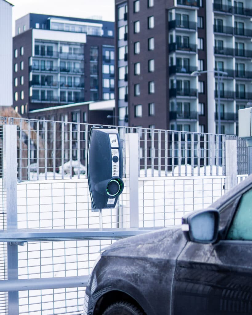 Saumatonta yhteistyötä – As Oy Oulun Tervahovin Siilojen latausinfraprojekti